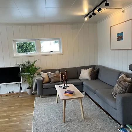 Holiday home Mountain View - Near City Centre Tromso